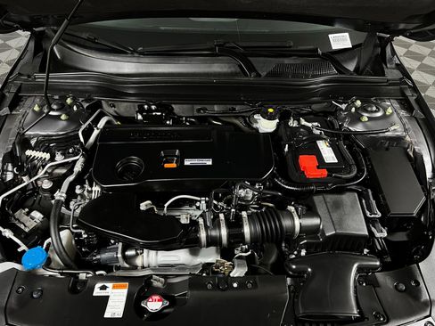 Used 2020 Honda Accord Sport image 9