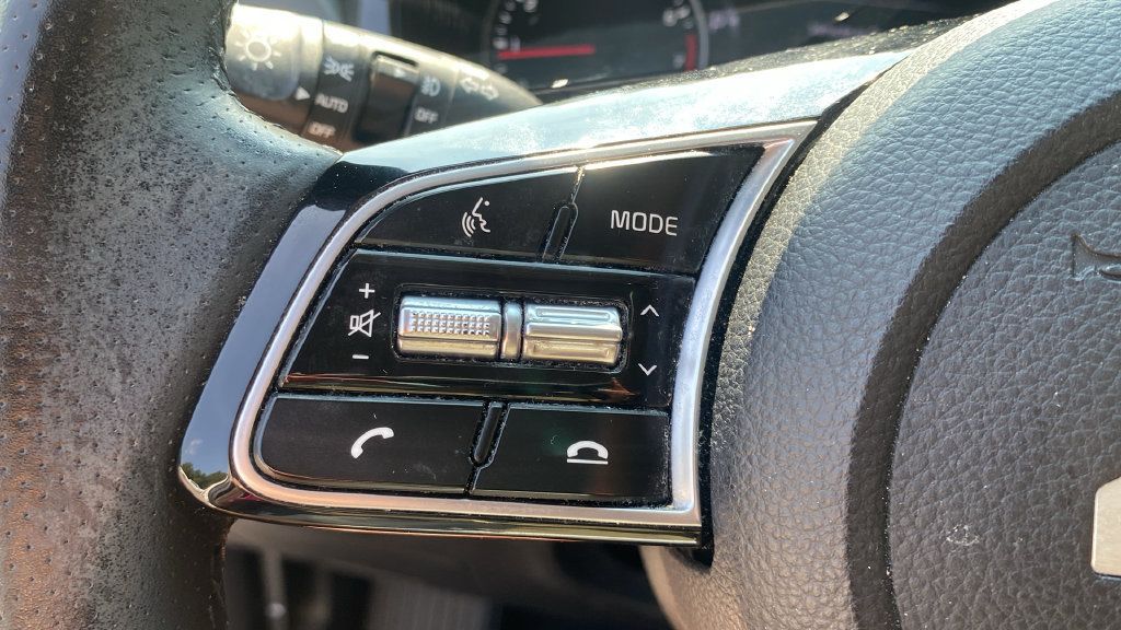 Used 2022 Kia Seltos SX w/ Sunroof Package AWD/4WD image 22