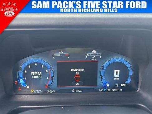Used 2025 Ford Bronco Outer Banks AWD/4WD image 24