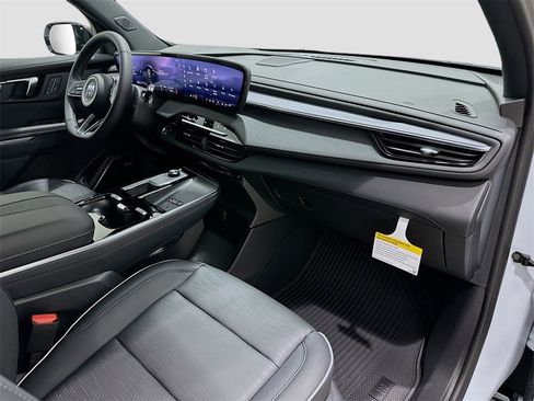 New 2026 Buick Enclave Sport Touring w/ Power Package image 31