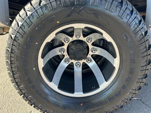 Used 2011 GMC Sierra 3500 SLT w/ SLT Convenience Package image 8