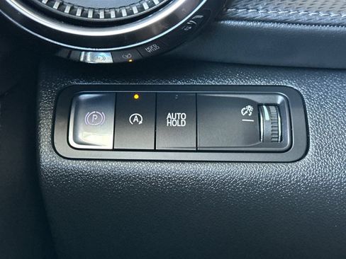 Used 2026 Chevrolet Equinox LT FWD image 36