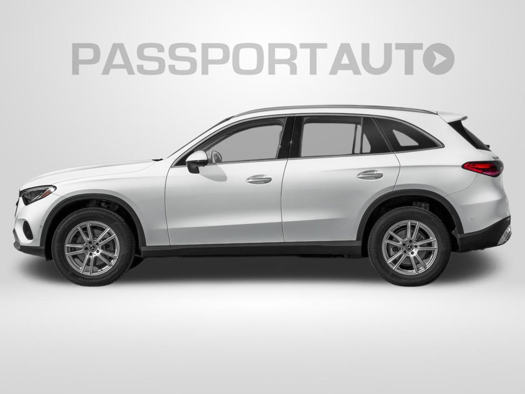 Used 2026 Mercedes-Benz GLC 300 4MATIC image 3
