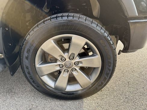 Used 2014 Ford F150 FX4 w/ Equipment Group 402A Luxury image 30