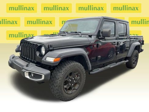 Used 2023 Jeep Gladiator Sport w/ Off Road Group AWD/4WD image 6