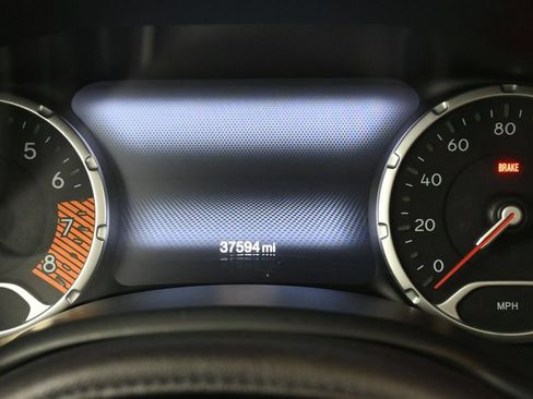 Used 2021 Jeep Renegade Limited w/ Sun & Sound Group AWD/4WD image 13