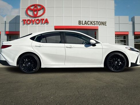 Certified 2026 Toyota Camry SE image 2