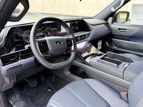 New 2026 INFINITI QX80 4WD w/ Sport Exterior Package image 7