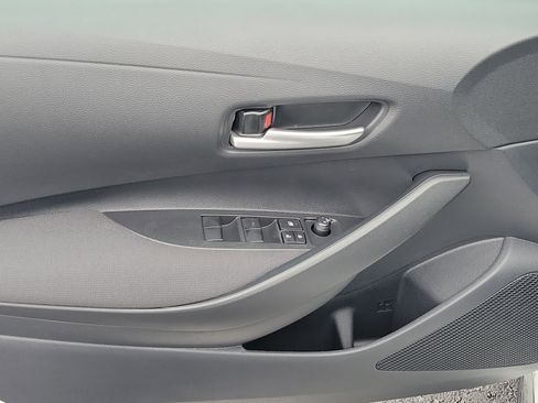 New 2026 Toyota Corolla SE image 19