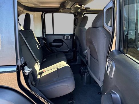 Used 2023 Jeep Wrangler Unlimited Sport AWD/4WD image 11