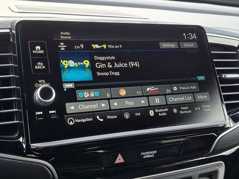 Certified 2025 Honda Ridgeline Black Edition image 24