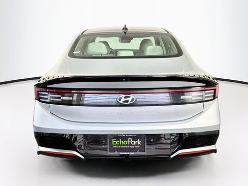 Used 2025 Hyundai Sonata SEL FWD image 7