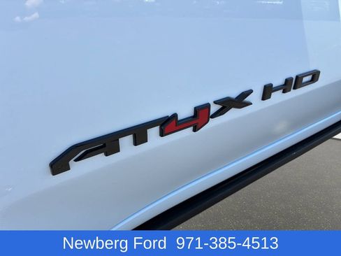 Used 2024 GMC Sierra 2500 AT4X AWD/4WD image 9