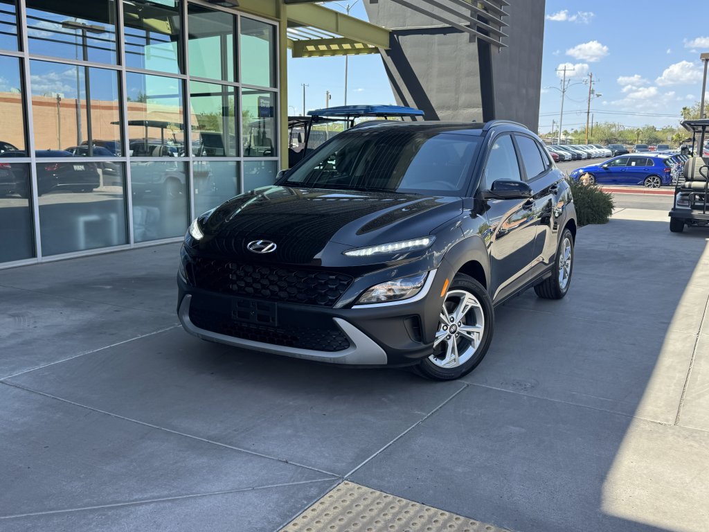 Used 2023 Hyundai Kona SEL w/ Cargo Package AWD/4WD image 2