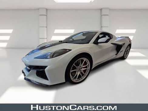 Used 2027 Chevrolet Corvette Grand Sport w/ Grand Sport Launch Edition RWD image 1