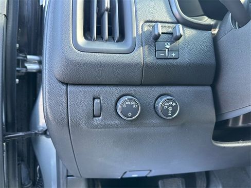 Used 2022 Chevrolet Colorado ZR2 w/ ZR2 Dusk Special Edition image 21