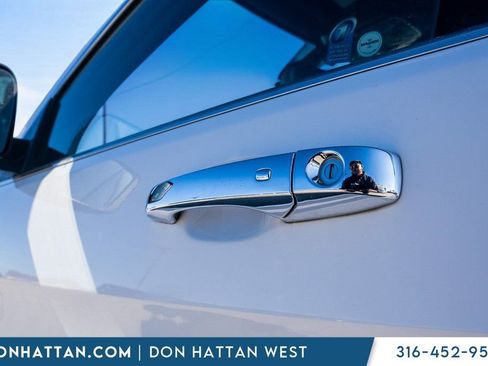 Used 2019 Jeep Grand Cherokee Limited image 36