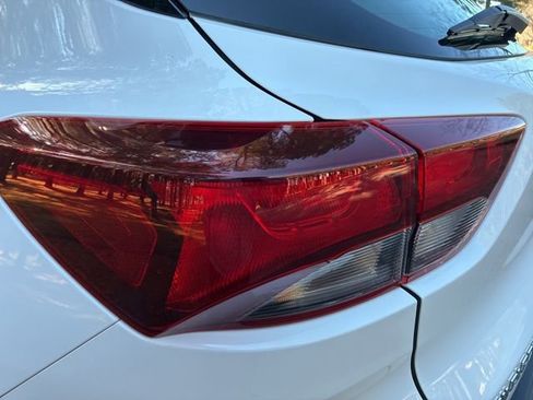 Used 2023 Chevrolet TrailBlazer LS image 13