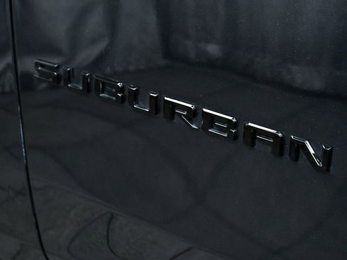 Used 2024 Chevrolet Suburban RST w/ Luxury Package AWD/4WD image 91