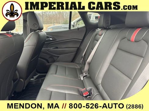 New 2026 Chevrolet Trax RS w/ Sunroof Package image 19