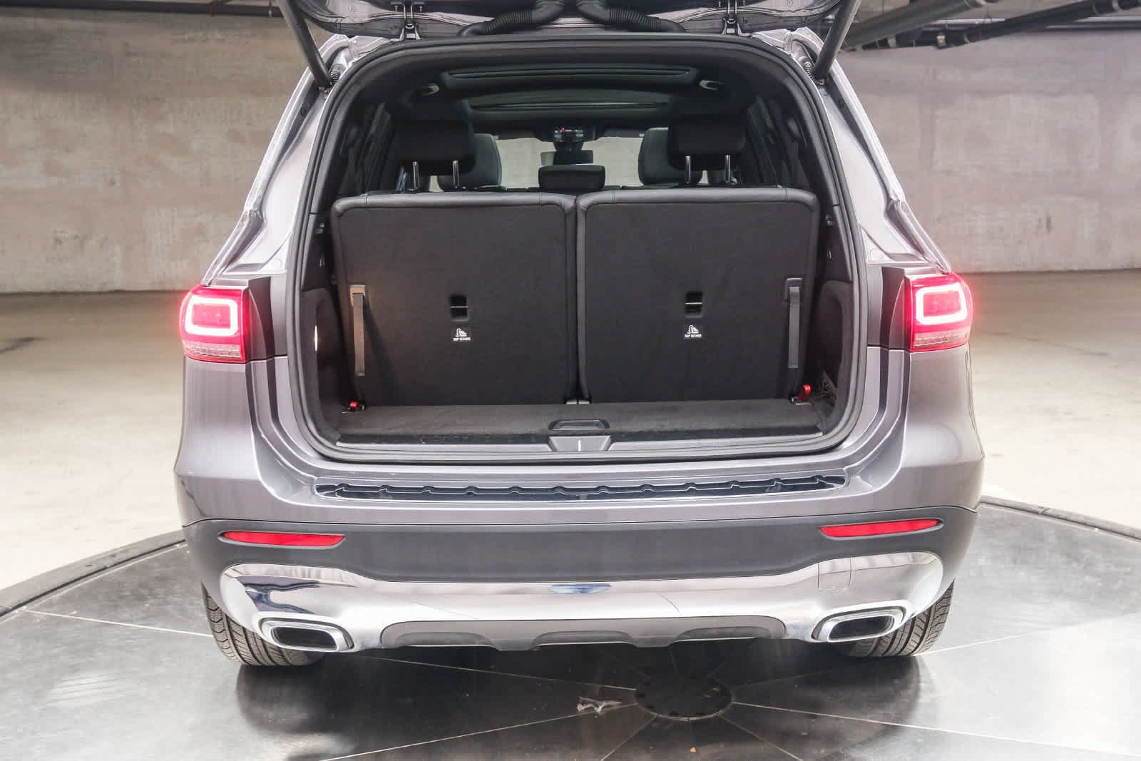Used 2022 Mercedes-Benz GLB 250 image 33
