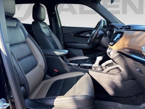 Used 2021 Chevrolet TrailBlazer ACTIV w/ Convenience Package image 13