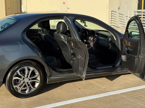 Used 2017 Mercedes-Benz C 300 Sedan image 11
