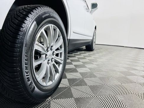 Used 2019 Cadillac XT5 Luxury image 5