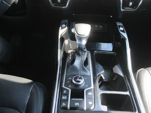 Certified 2022 Kia Sorento SX AWD/4WD image 35