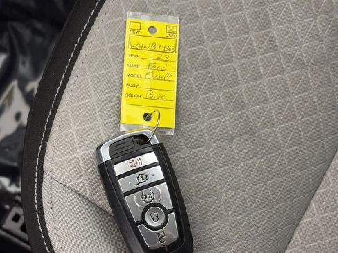 Used 2023 Ford Escape Active image 35