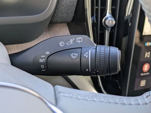 New 2026 Volvo XC90 B6 Ultra w/ Protection Package Premier image 39