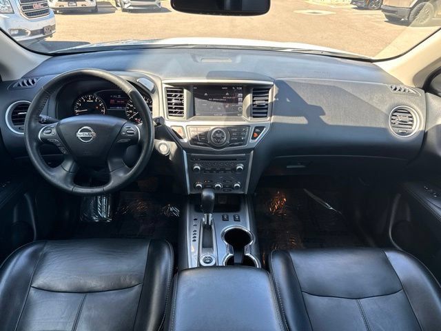 Used 2020 Nissan Pathfinder SL AWD/4WD image 19