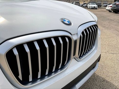 Used 2023 BMW X3 xDrive30i AWD/4WD image 33