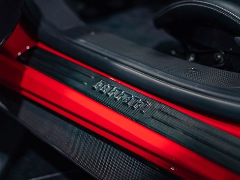 Used 2020 Ferrari 488 Pista Spider RWD image 6