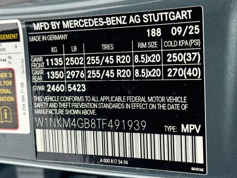 Certified 2026 Mercedes-Benz GLC 300 image 34