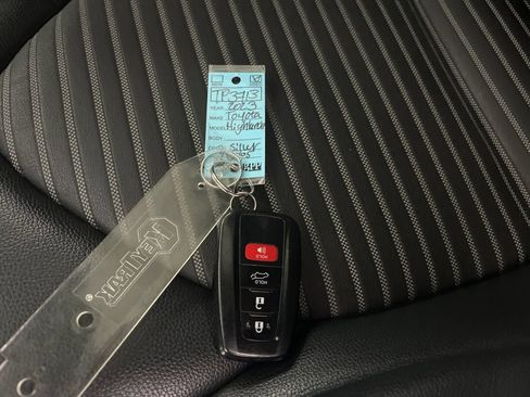 Used 2023 Toyota Highlander XSE AWD/4WD image 85