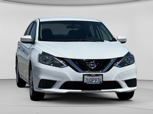 Used 2016 Nissan Sentra S FWD image 4
