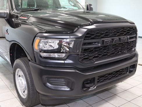 New 2024 RAM 2500 Tradesman w/ Convenience Group image 54
