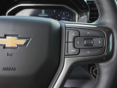 Used 2025 Chevrolet Silverado 1500 High Country w/ Z71 Off-Road Package AWD/4WD image 21