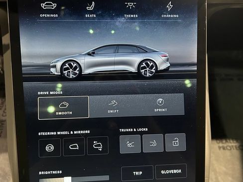 Used 2025 Lucid Air Touring AWD/4WD image 20