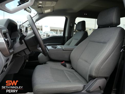 Certified 2025 Ford F150 XLT w/ Equipment Group 301A Standard image 17