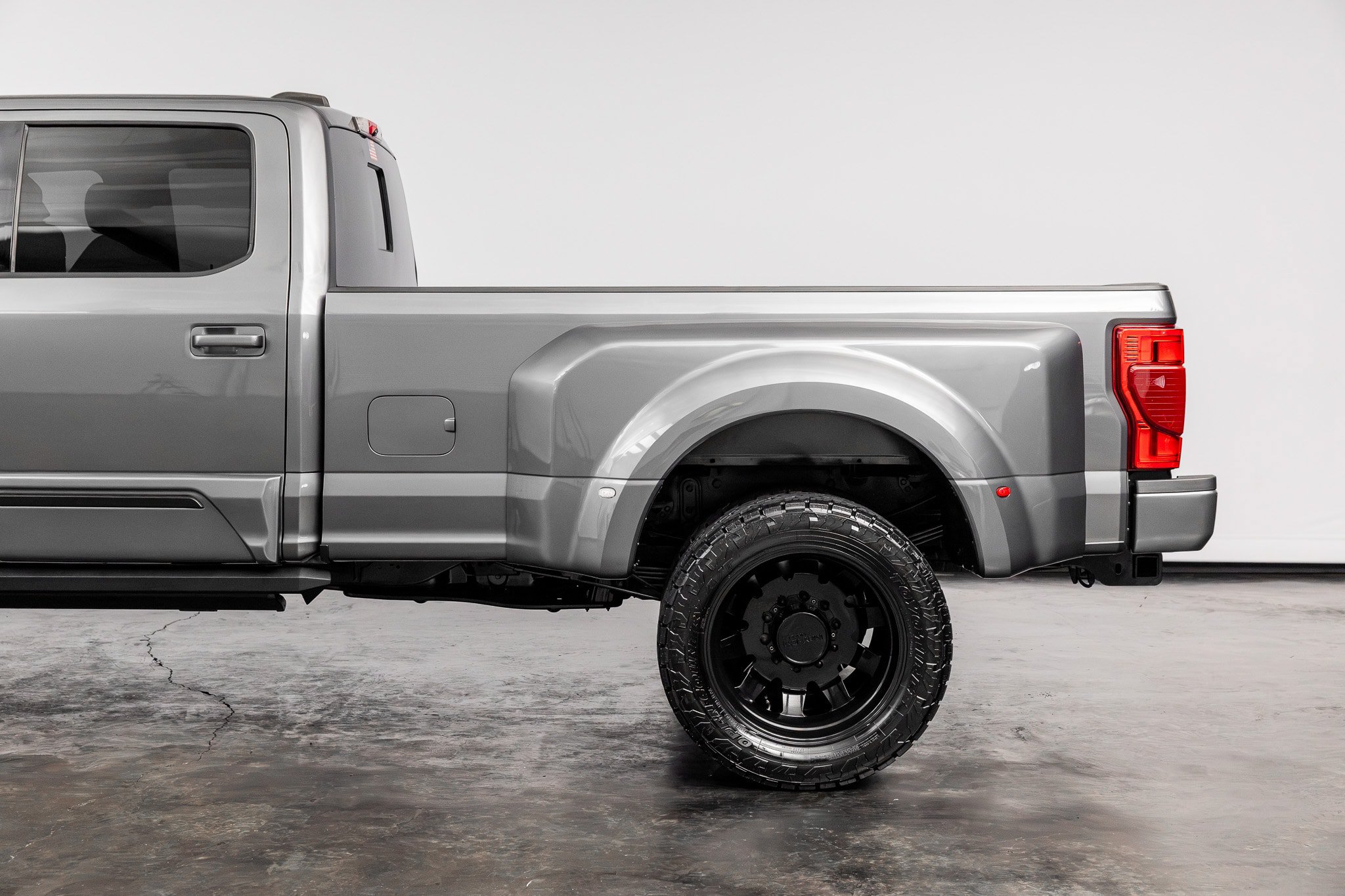 Used 2022 Ford F450 Lariat w/ Lariat Ultimate Package AWD/4WD image 15