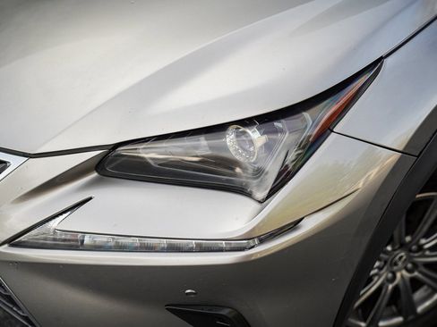 Used 2018 Lexus NX 300h 300h image 4