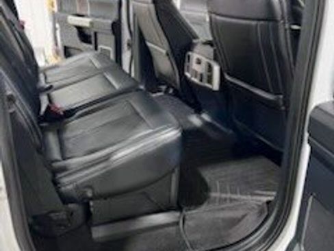 Certified 2022 Ford F250 Lariat w/ Chrome Package image 8