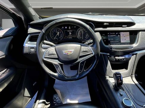 Certified 2023 Cadillac XT5 Premium Luxury w/ Technology Package AWD/4WD image 8