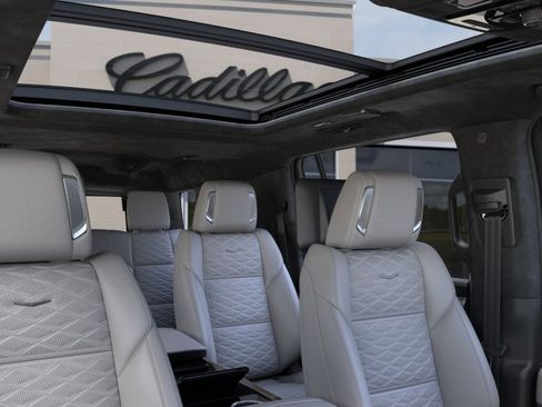 New 2026 Cadillac Escalade ESV Platinum Sport AWD/4WD image 25