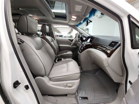 Used 2013 Nissan Quest LE w/ Protection Pkg image 9