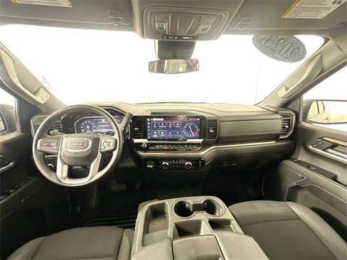 Used 2023 GMC Sierra 1500 Elevation image 3