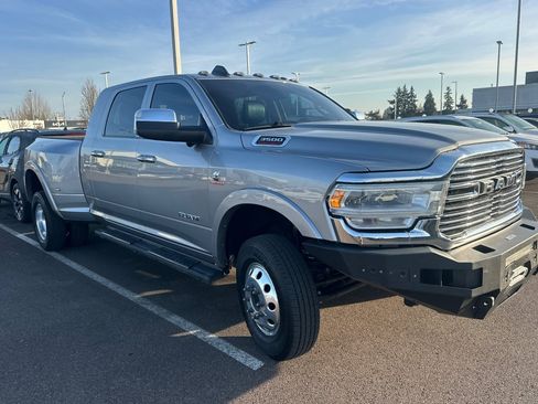 Used 2022 RAM 3500 Laramie image 2