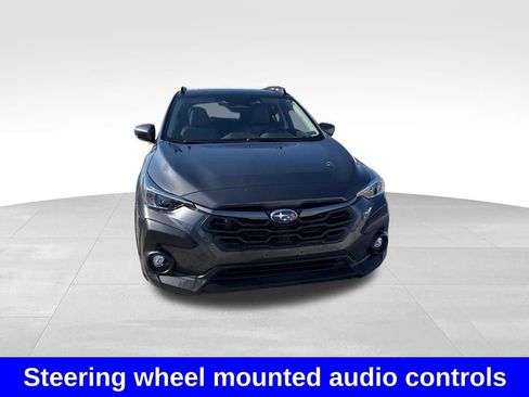 Used 2024 Subaru Crosstrek 2.0i Premium image 5